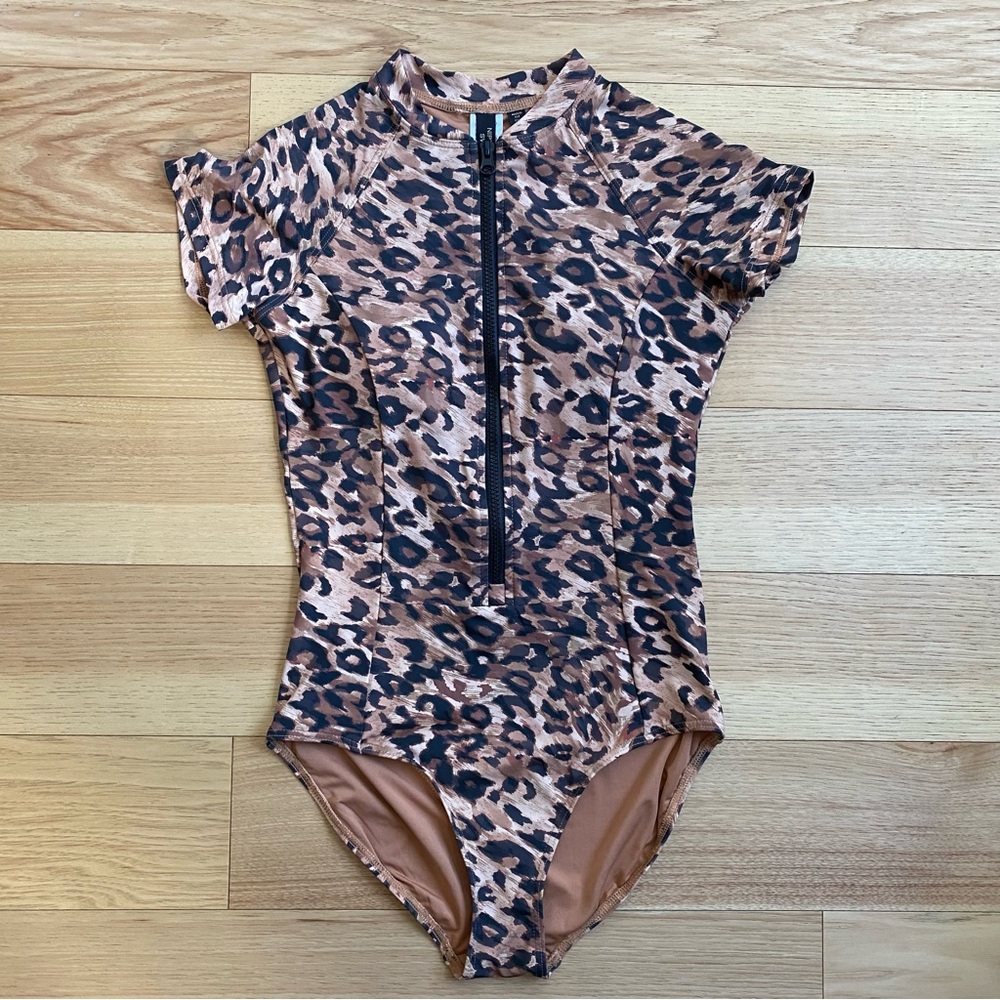 One-piece Leopard Swimsuit